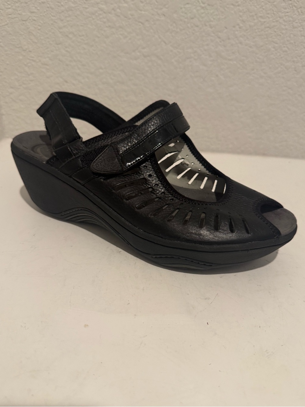Privo By Clarks Durian Peep Toe Slingback Wedge Black Sandals Size 9